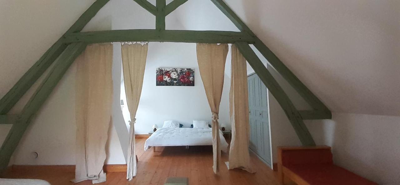 La Maison D'Amis Du Moulin Hotel La Chapelle-Viel Екстериор снимка